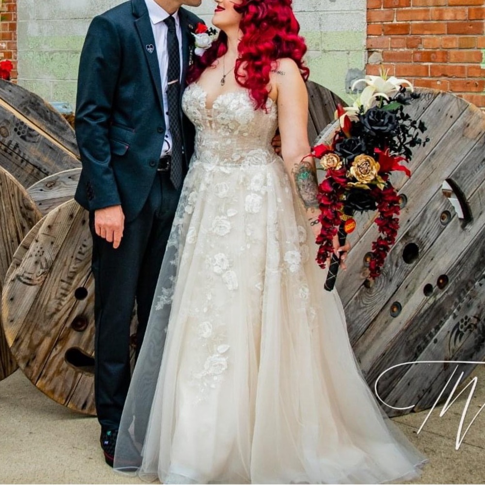 Sincerity Bridal Justin Alexander Wedding Dress SIZE 14